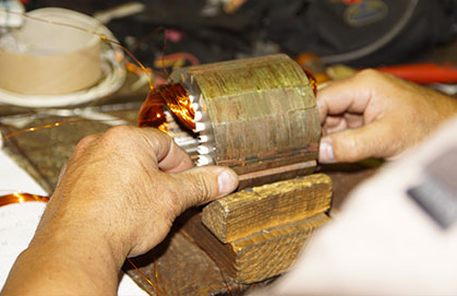 Atelier de réparation : bobinage, matériel électrique.